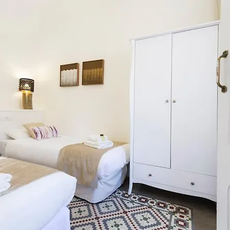 With Terrace And Parking Apartamento