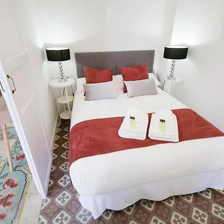 Apartamento With Terrace And Parking *